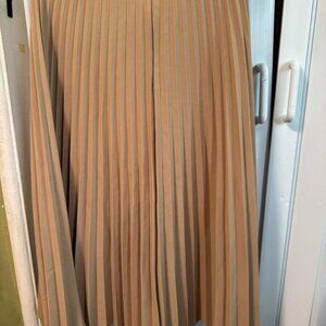 ANN TAYLOR PLEATED MID LENGTH SKIRT MOCHA BROWN BELTED NW SIZE 4